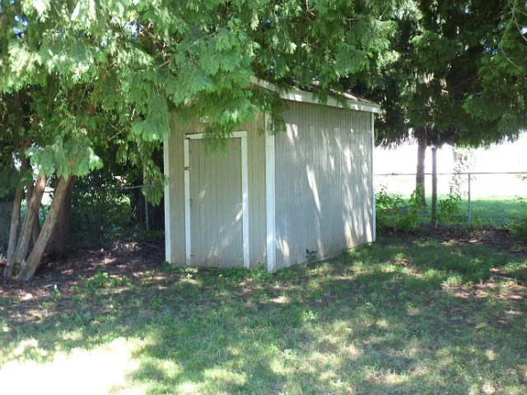 1605 Townline Ave Beloit WI 53511 16